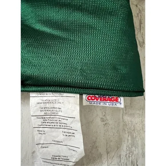 Oregon Ducks college comforter 66x86 Queenbed